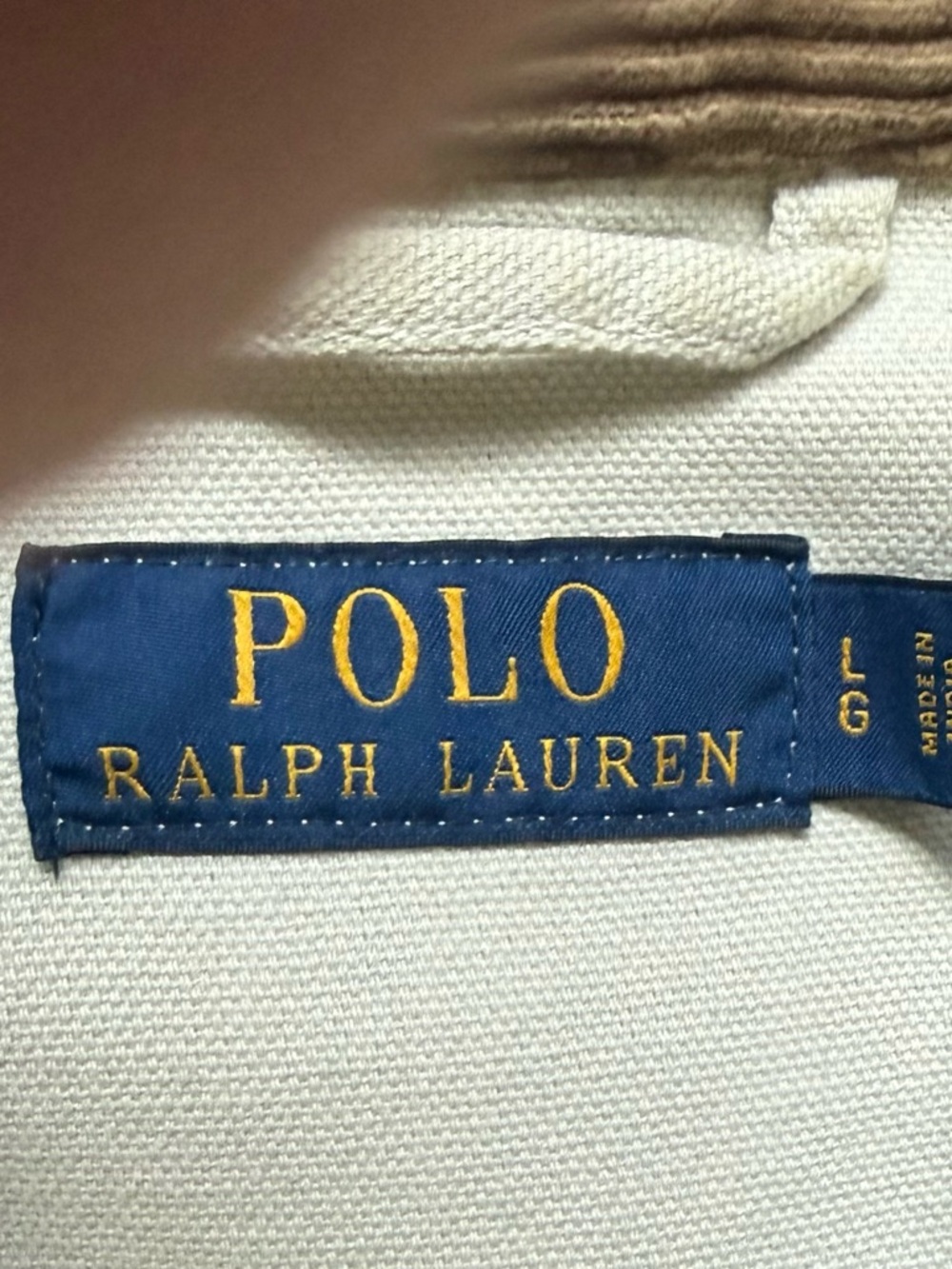 Polo Ralph Lauren trench coat, Front logo, single vent,Brass detailing,
Size - L - Picture 8 of 14